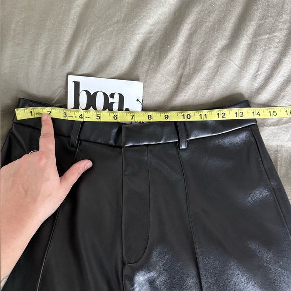 Because of Alice Black Faux Leather Wide-Leg Pants M NWT Viral Y2K Quiet Luxury - Picture 5 of 8